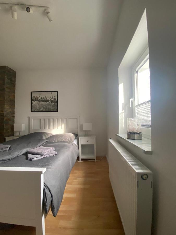 Gerolstein, Urlaub In Der Eifel 2 - Ferienwohnung 外观 照片