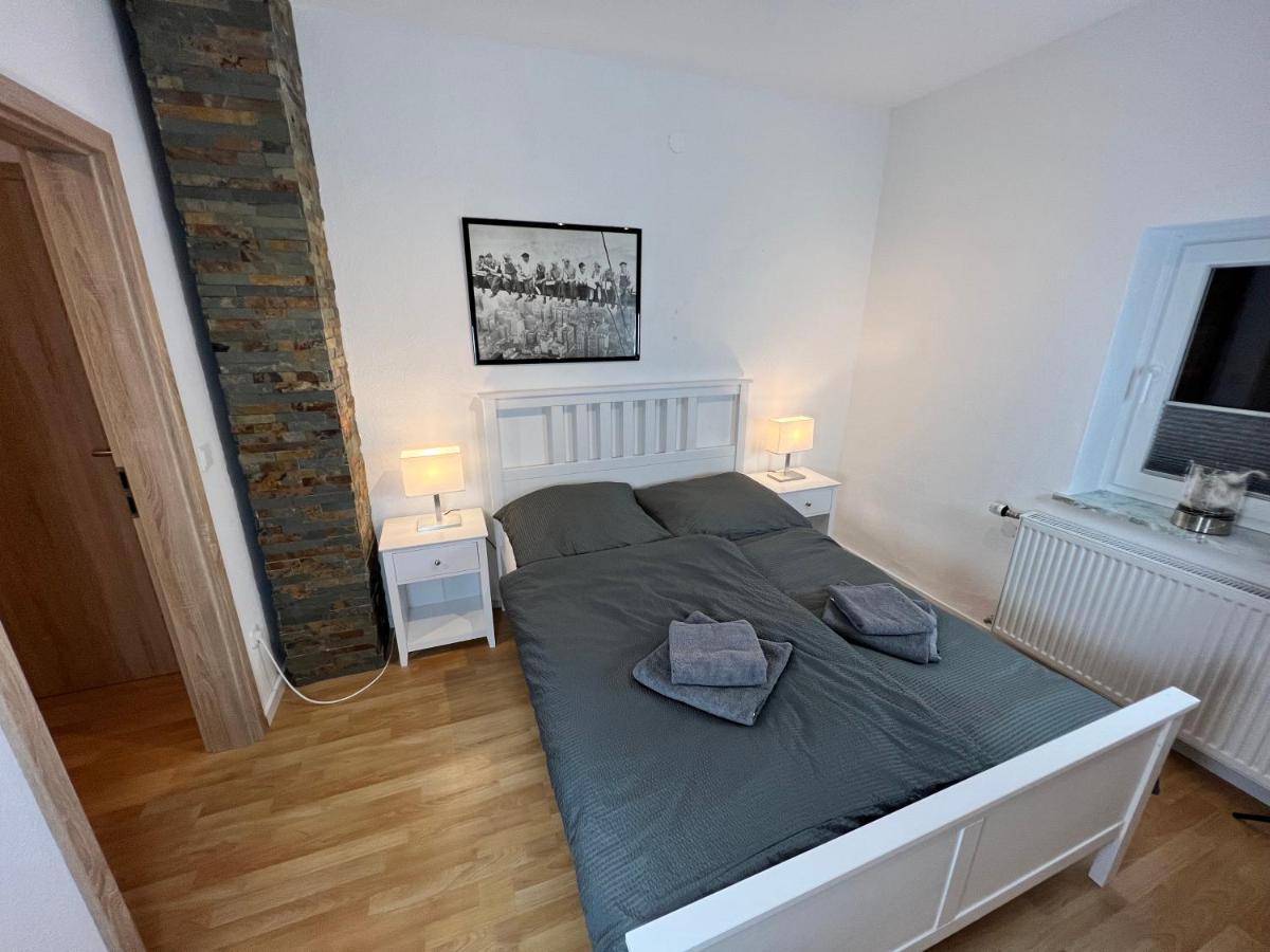 Gerolstein, Urlaub In Der Eifel 2 - Ferienwohnung 外观 照片